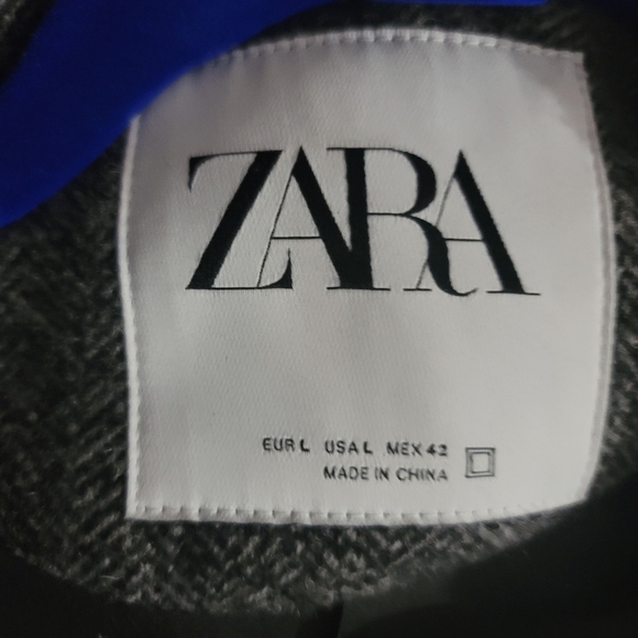 ZARA Man Double Breasted Herringbone Coat - Picture 1 of 3